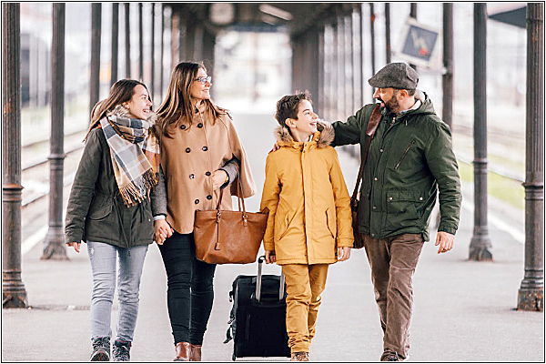 Семейные путешествия сближают детей и родителей